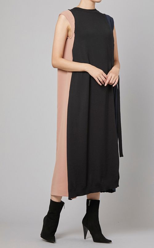 サイドプリーツニットワンピース