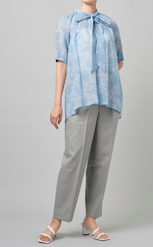 オーガンジーハイネックブラウス