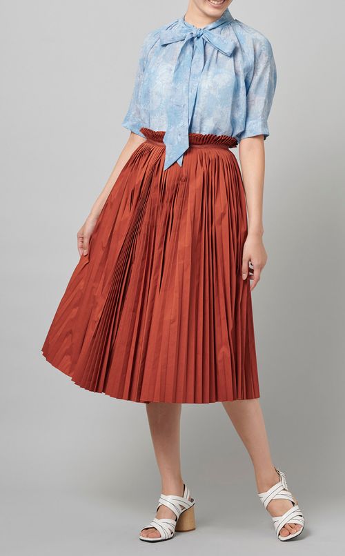 アコーディオンプリーツスカート