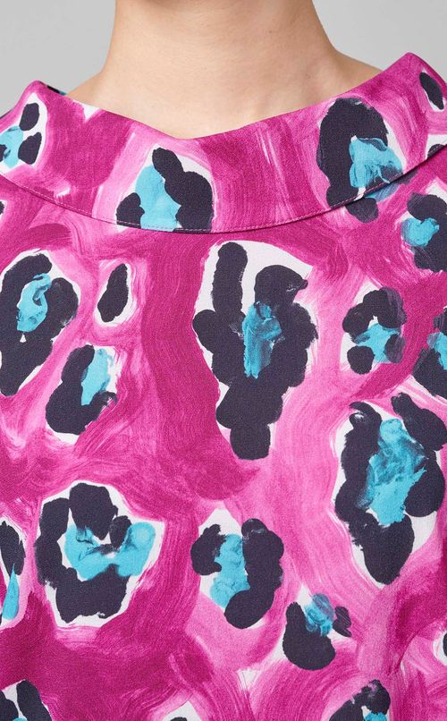 スタンドカラープリントプルオーバー