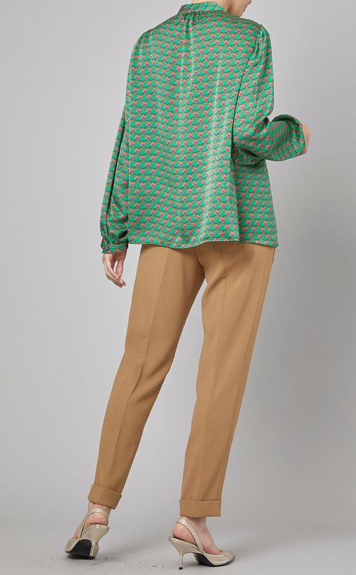 リバティプリントブラウス