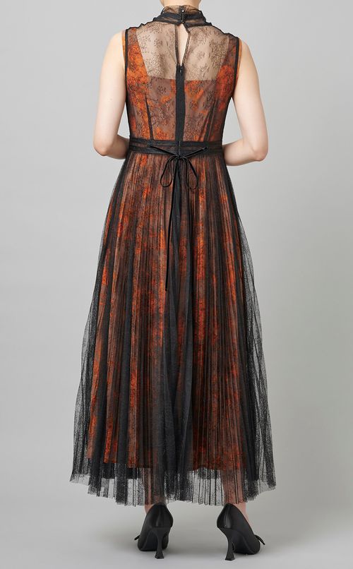 レースレイヤードドレス