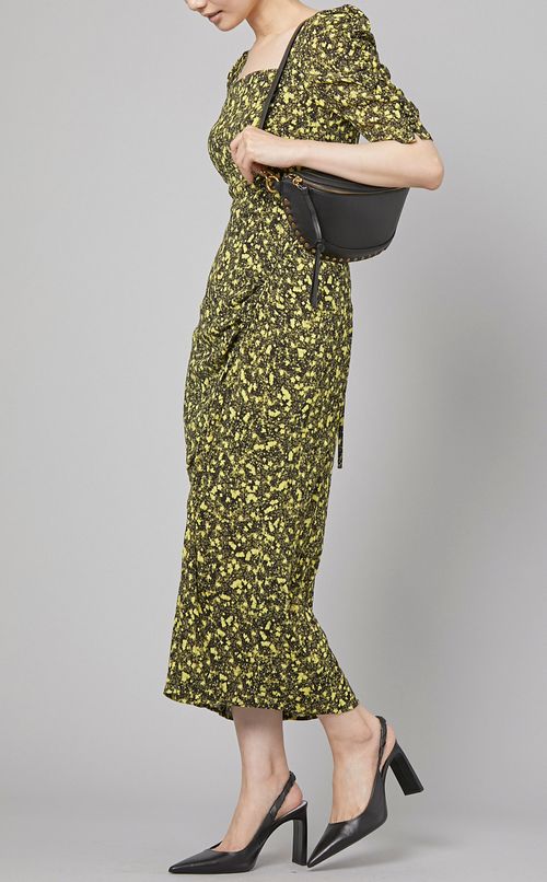 ギャザータイトワンピース