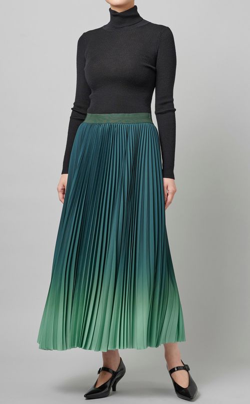 グラデーションプリーツスカート