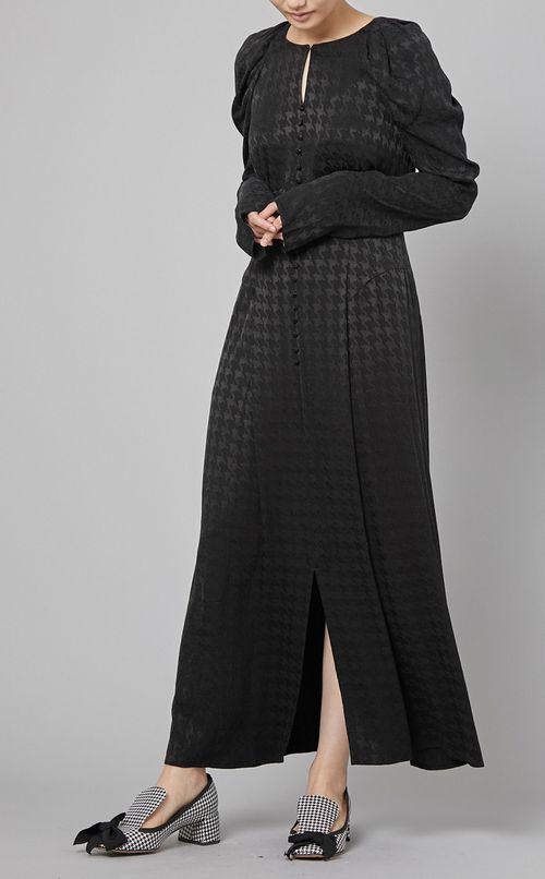 ジャガードVネックワンピース