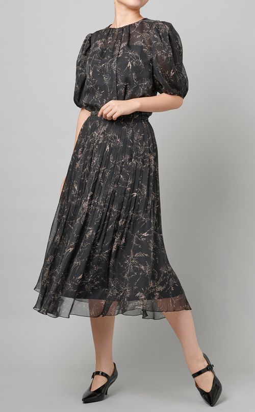 フラワープリントロングスカート