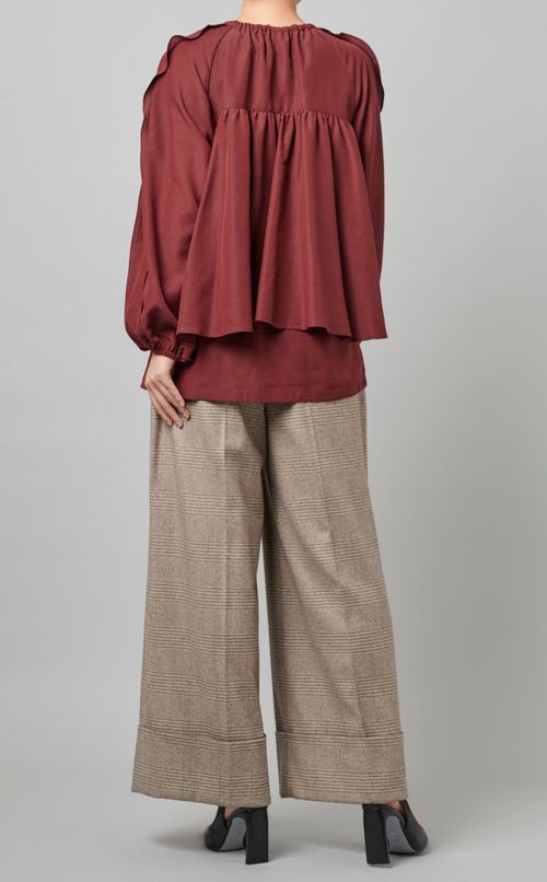 ギャザーデザインブラウス