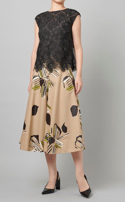 フラワーレースブラウス