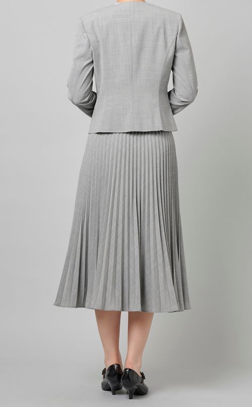 ノーカラーショートジャケット