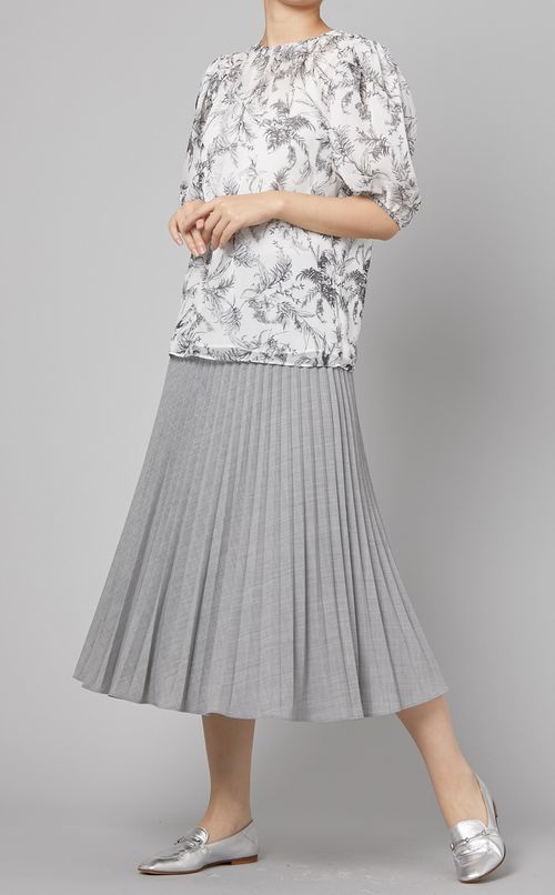 ストレッチプリーツスカート