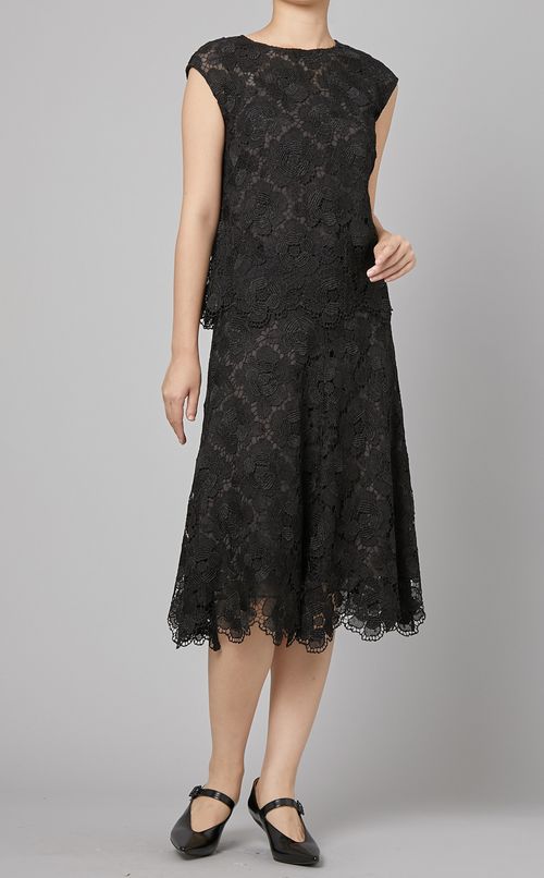 フラワーレースブラウス