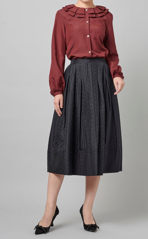 プリーツカラーブラウス