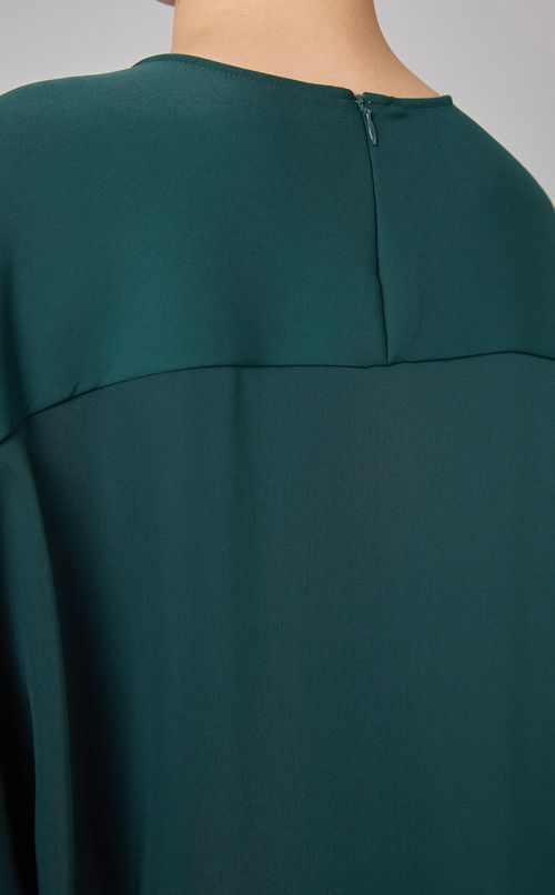 サテンドルマンブラウス