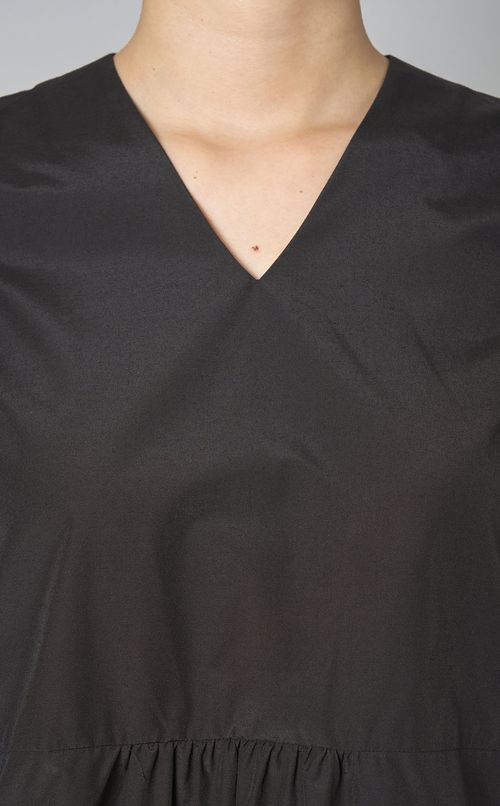 サイドフリルVネックブラウス