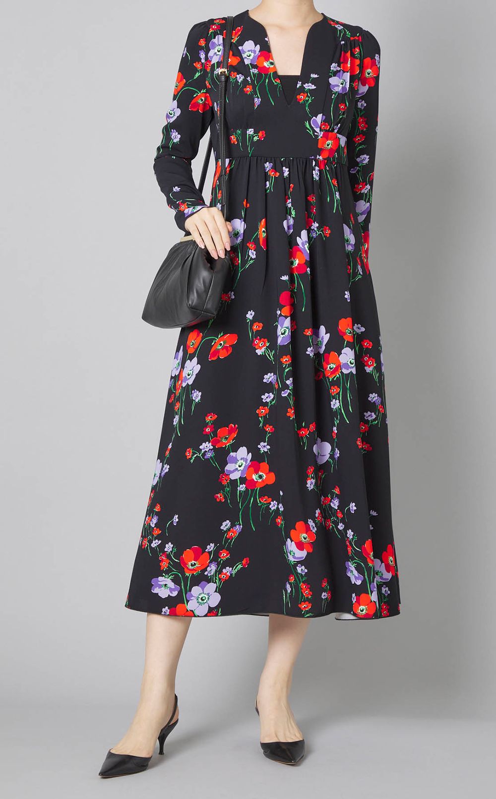 フラワープリントキーネックワンピース