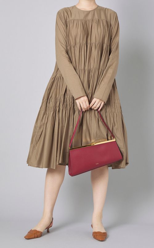 アシンメトリーレザーバッグ