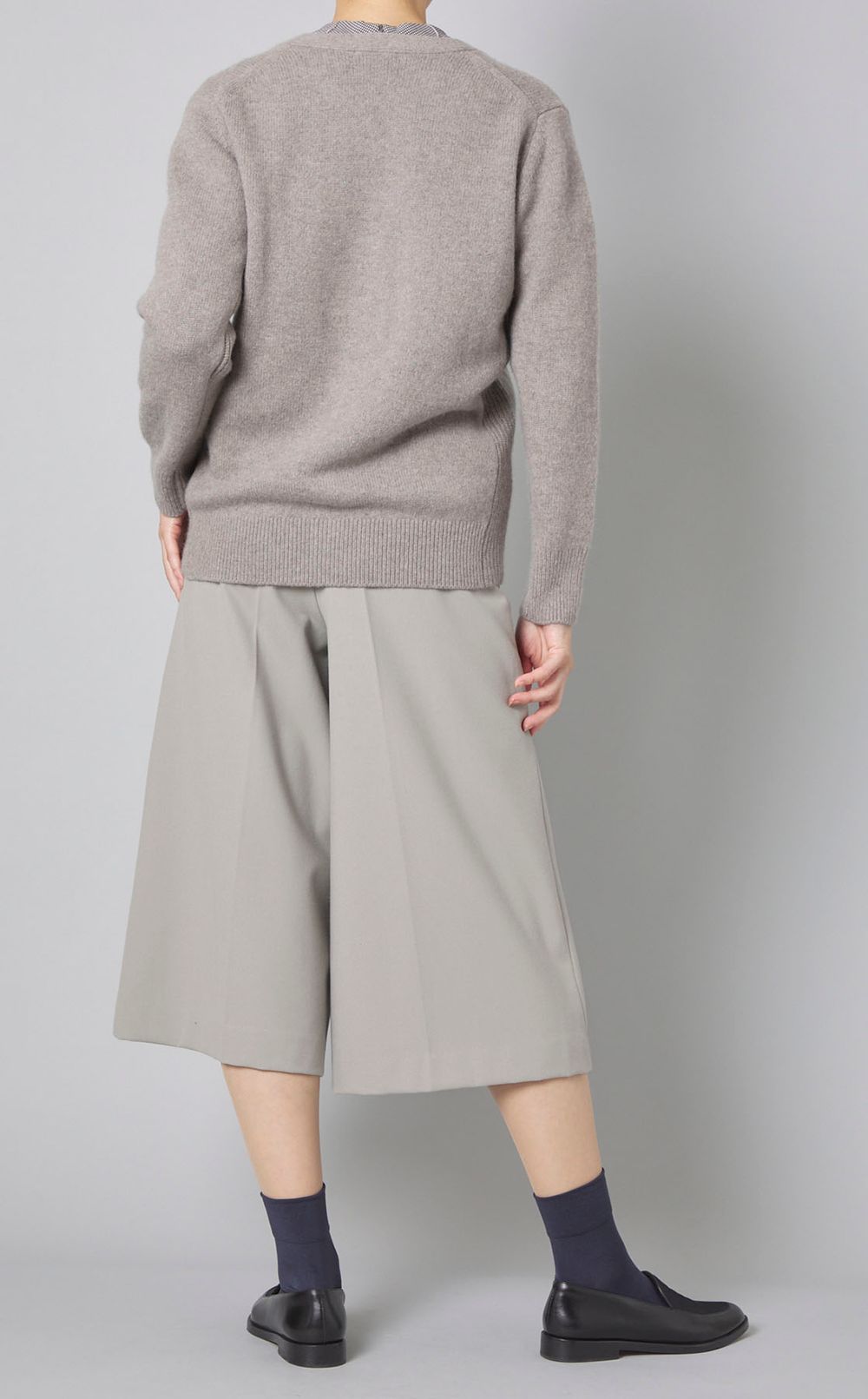 ウールコットンVネックカーディガン