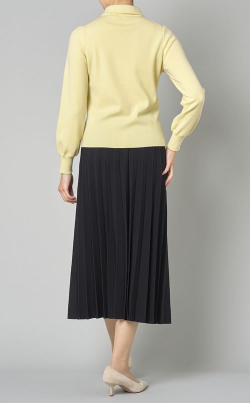 ボウタイハイネックニット