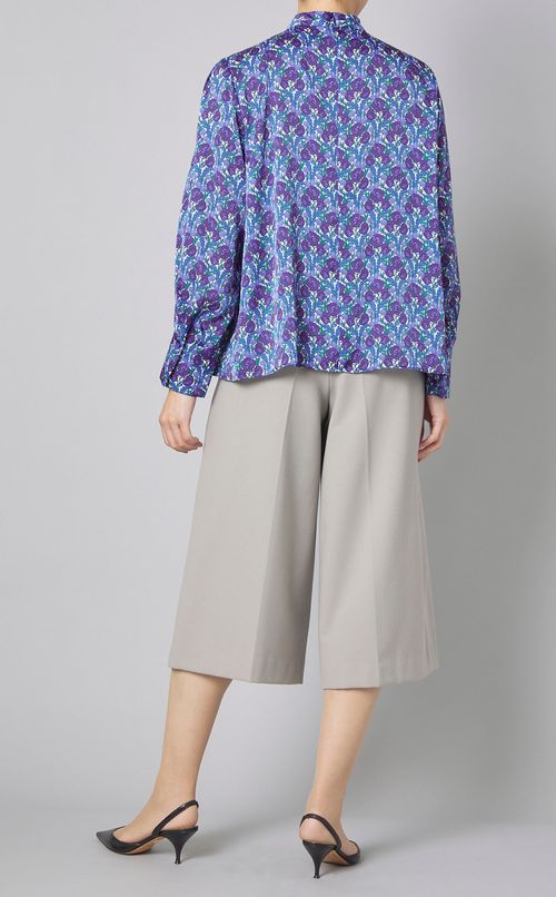 フラワープリントボウタイブラウス