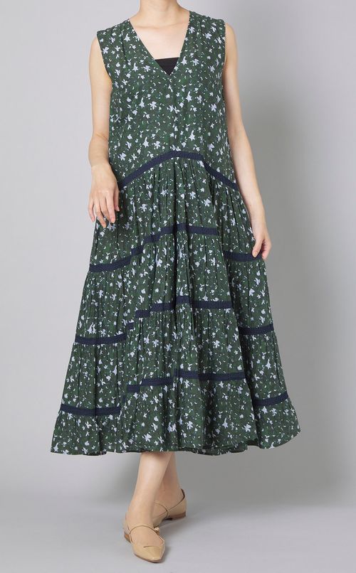 WALLIS PINTUCKワンピース