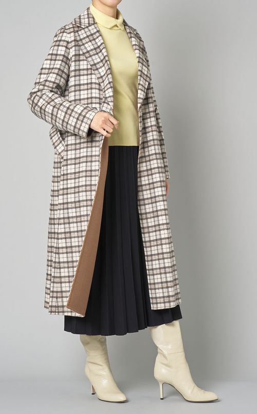 ボウタイハイネックニット