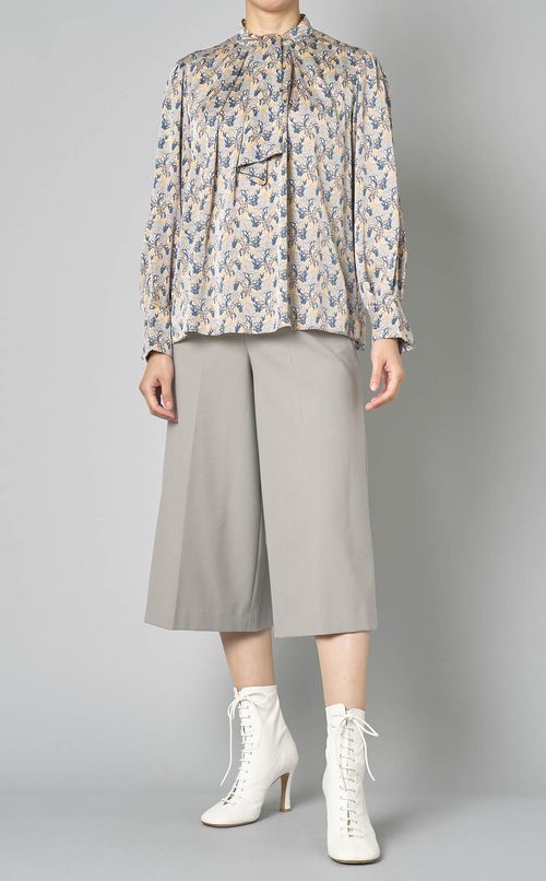 フラワープリントボウタイブラウス
