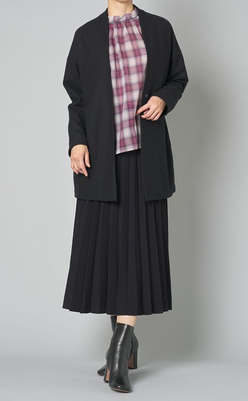 スタンドカラーボウタイブラウス