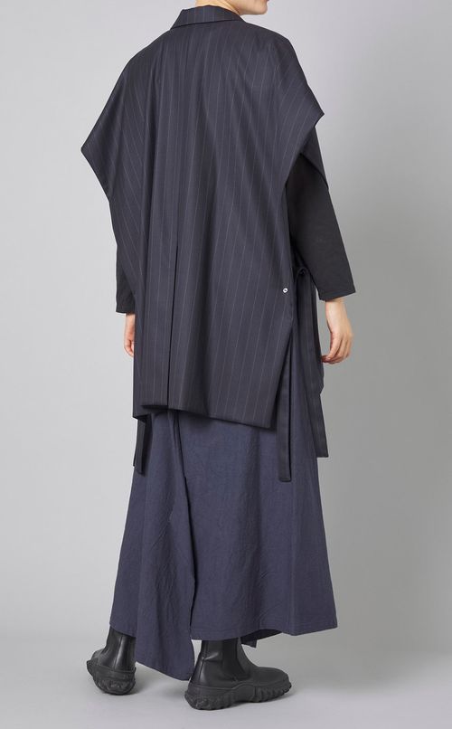 ピンストライプスクエアベスト