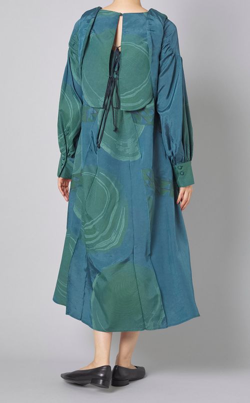 ウッドプリントギャザーワンピース