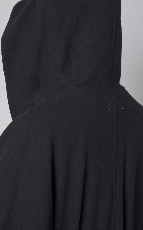 ウールドローコードフード付コー卜