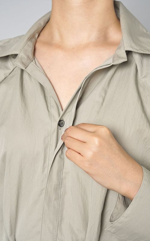 ウエストマークVネックシャツワンピース