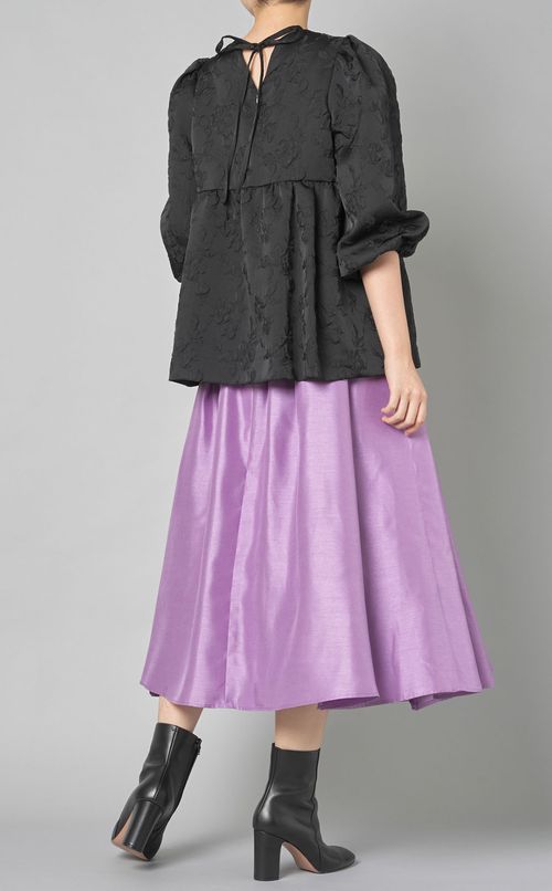 タックボリュームフレアスカート