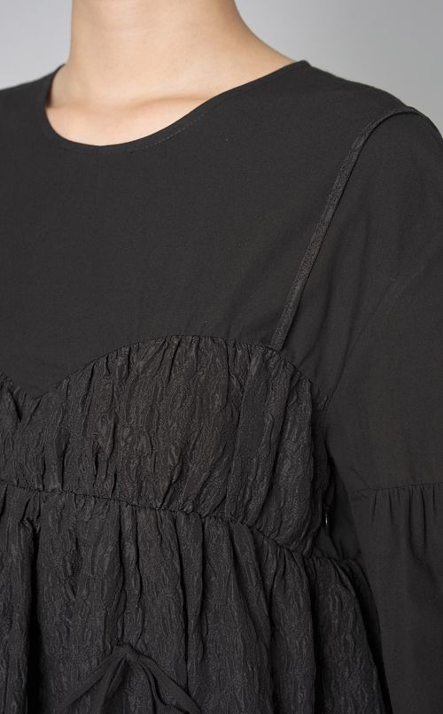 ギャザー切替ビーズモチーフワンピース