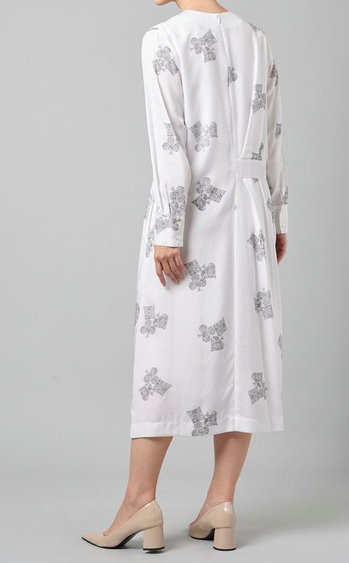 グラフィカルプリントワンピース