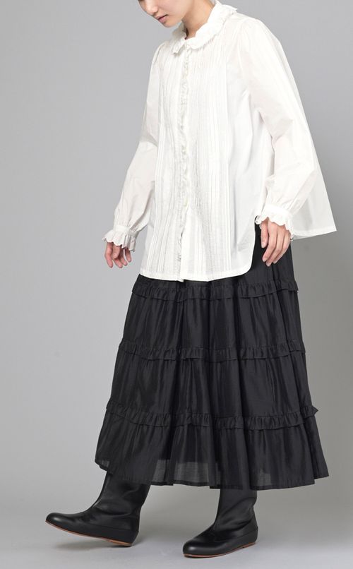 フリルカラータックブラウス