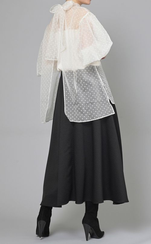 ドットパフスリーブブラウス