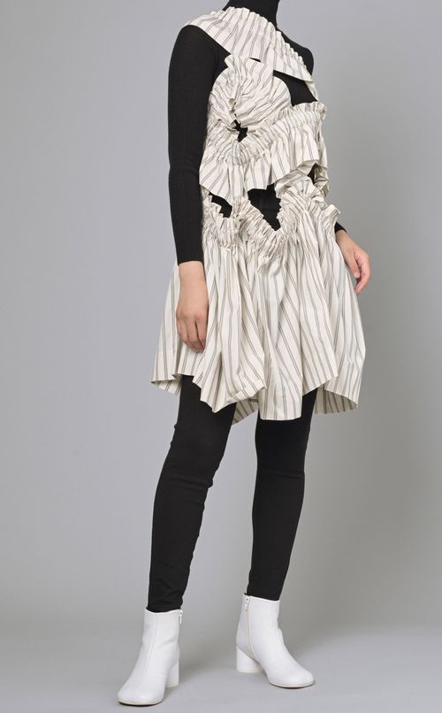 ストライプフリルスカート