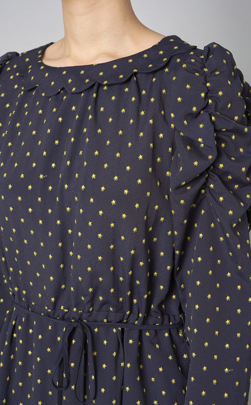 スタープリントギャザースリーブドレス