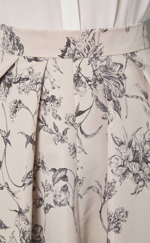 ボリュームタックプリントスカート