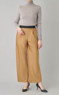 ストレッチサテンワイドパンツ