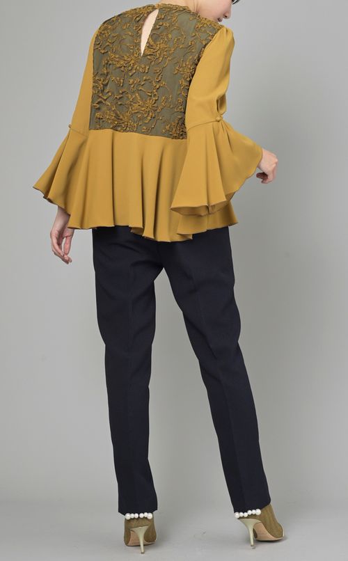 コードレースフレアブラウス