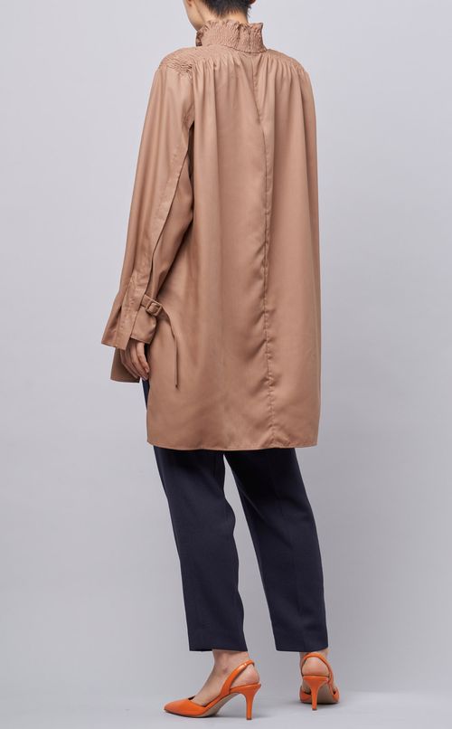 スタンドカラーシャーリングブラウス