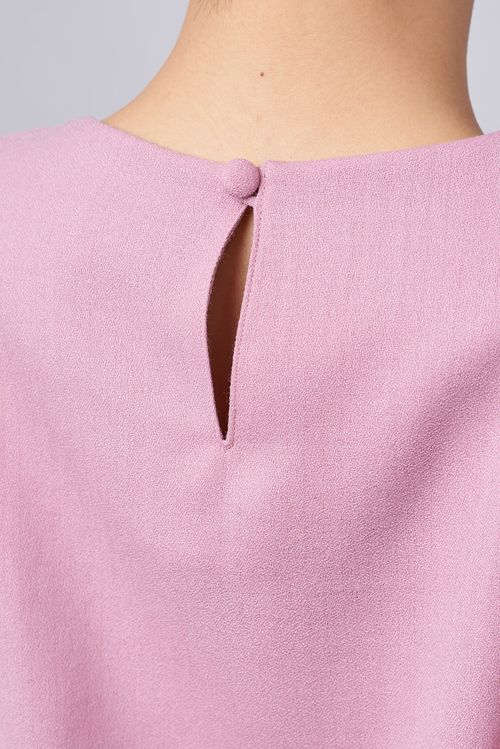 バルーンスリーブバックタックブラウス