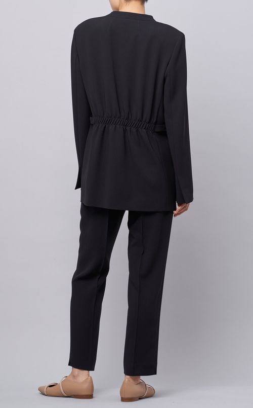 Vネックノーカラージャケット