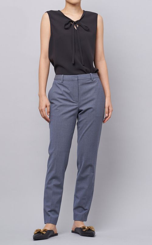 ウール混テーパードパンツ