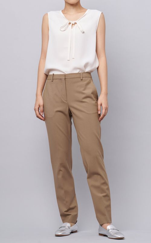 ウール混テーパードパンツ