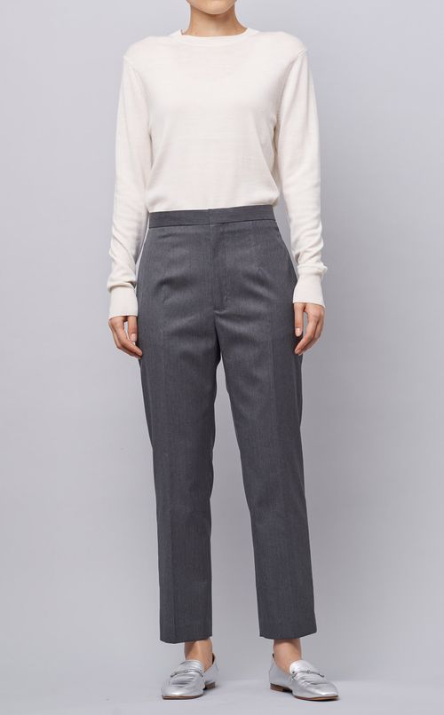 ストレッチテーパードパンツ