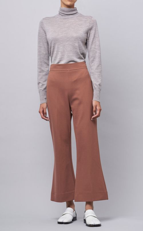 ストレッチフレアパンツ