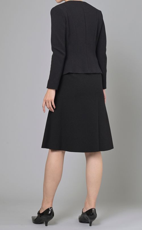 ノーカラージャケット