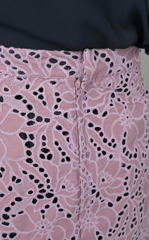 カットワークレイヤードスカート